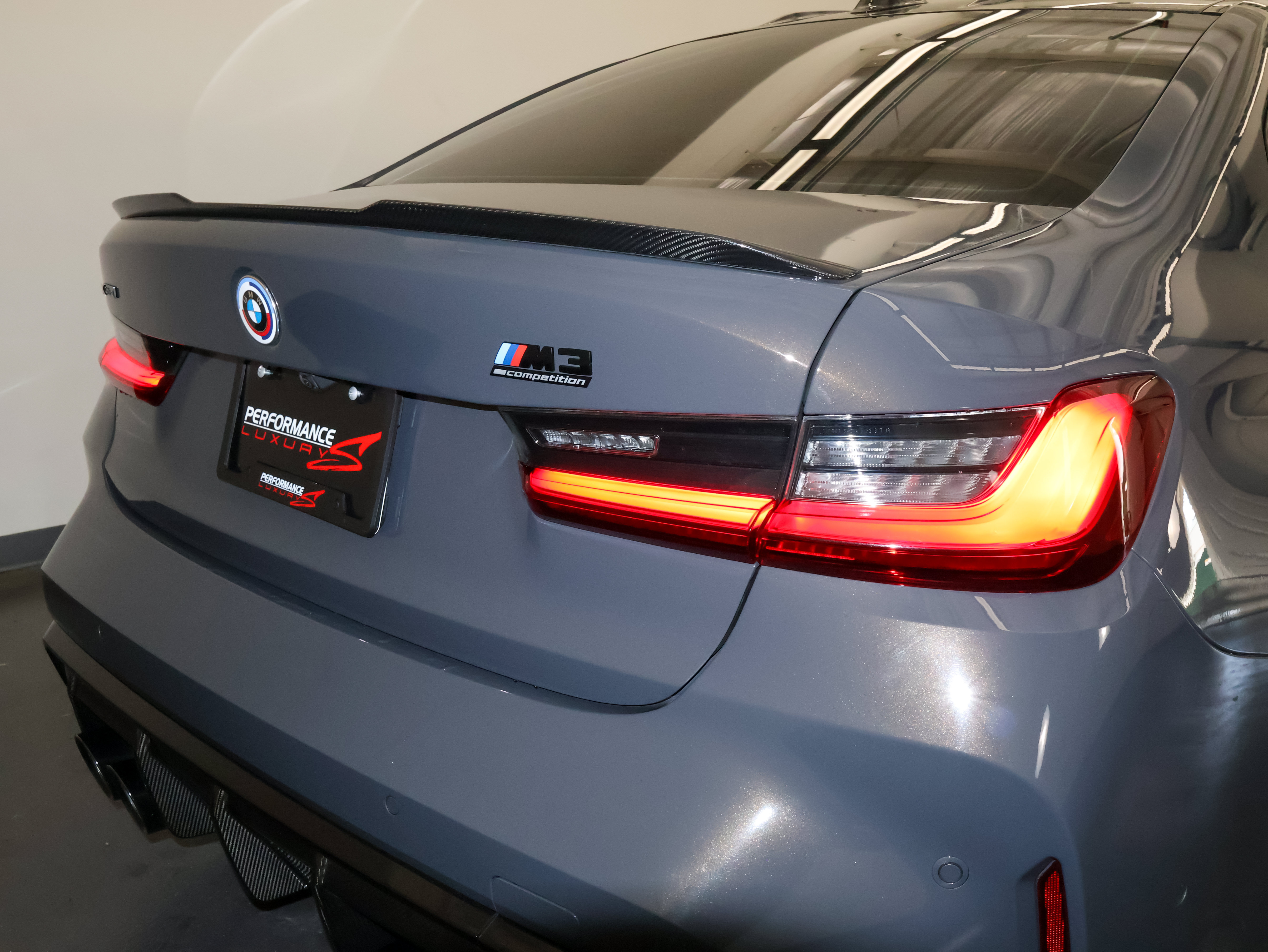 Used 2023 BMW M3 Competition w/ M Carbon Exterior Package AWD/4WD image 44