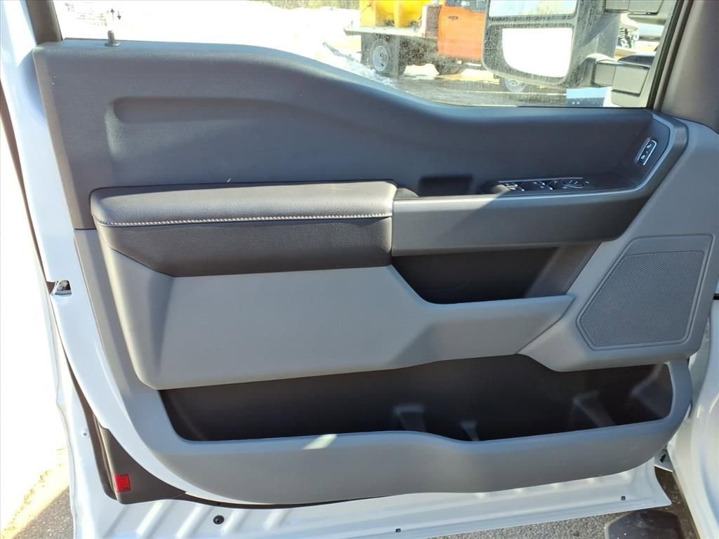 New 2026 Ford F350 XL w/ STX Appearance Package image 17