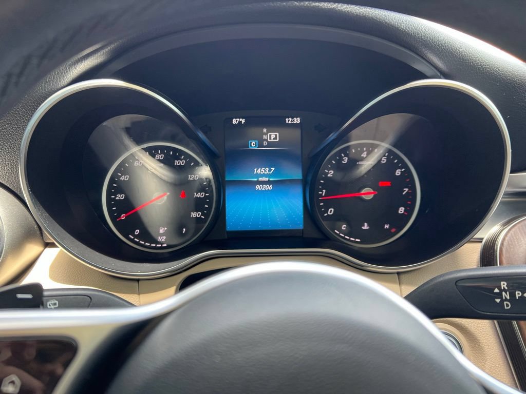 Used 2022 Mercedes-Benz GLC 300 4MATIC image 14