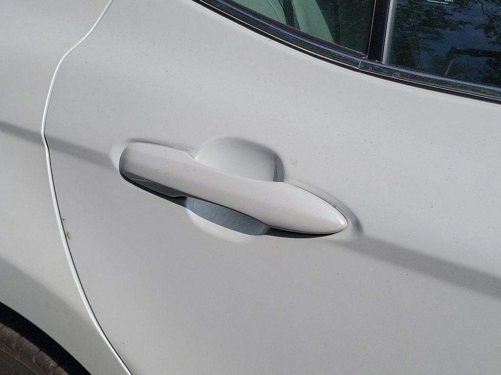 Used 2023 Toyota Camry XSE image 12