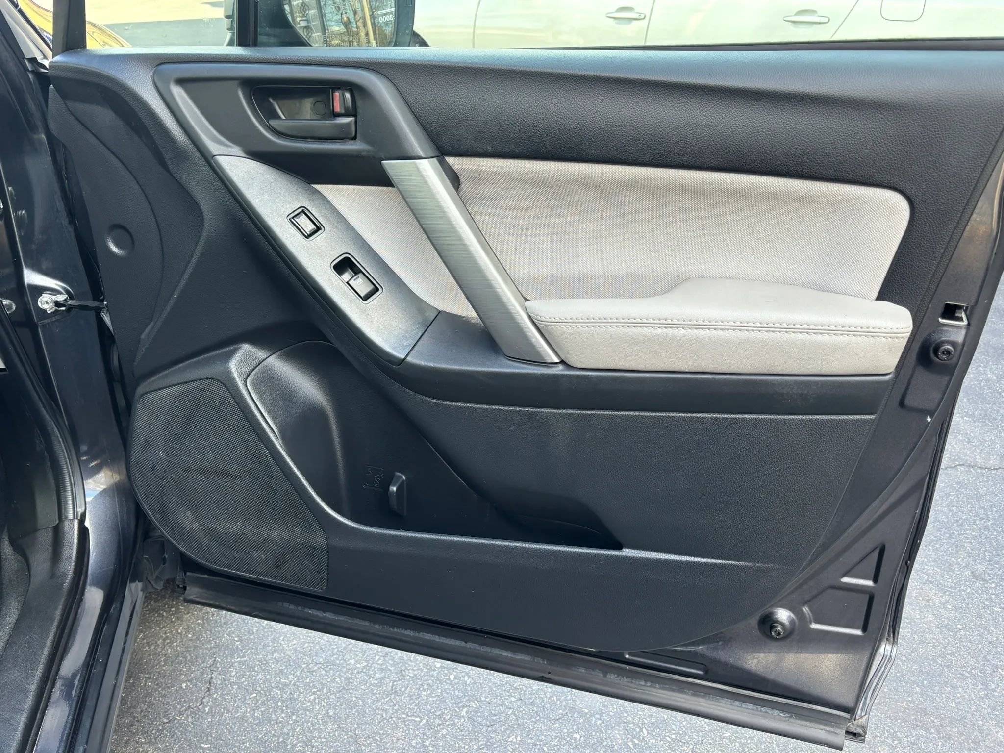 Used 2016 Subaru Forester 2.5i image 13