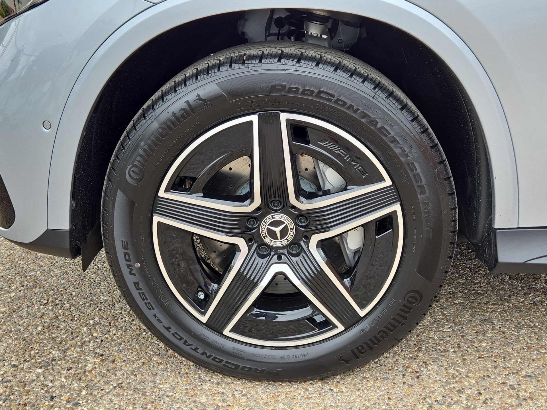 New 2025 Mercedes-Benz GLC 350e 4MATIC image 11