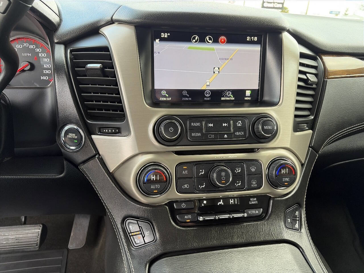 Used 2015 GMC Yukon XL Denali w/ Premium Package image 37