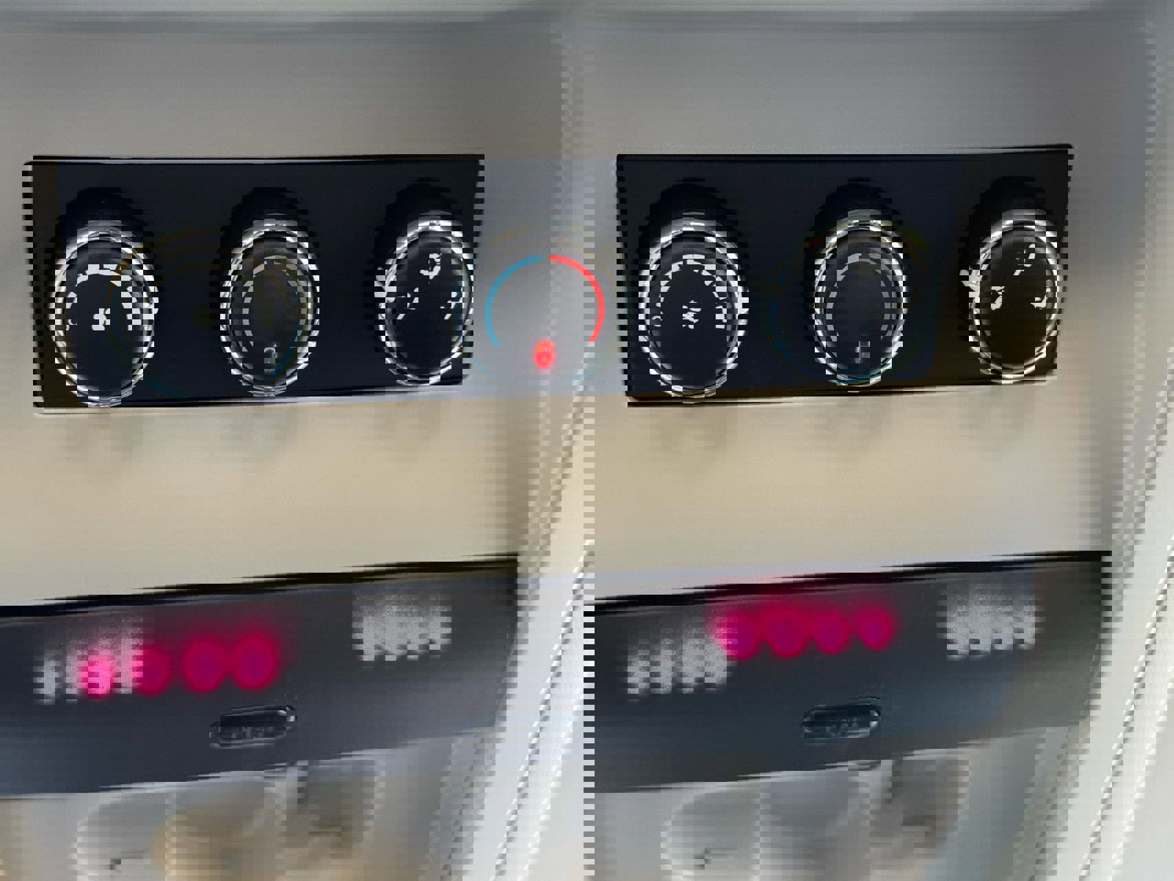 Used 2017 Dodge Grand Caravan SE w/ Power Window Group image 26