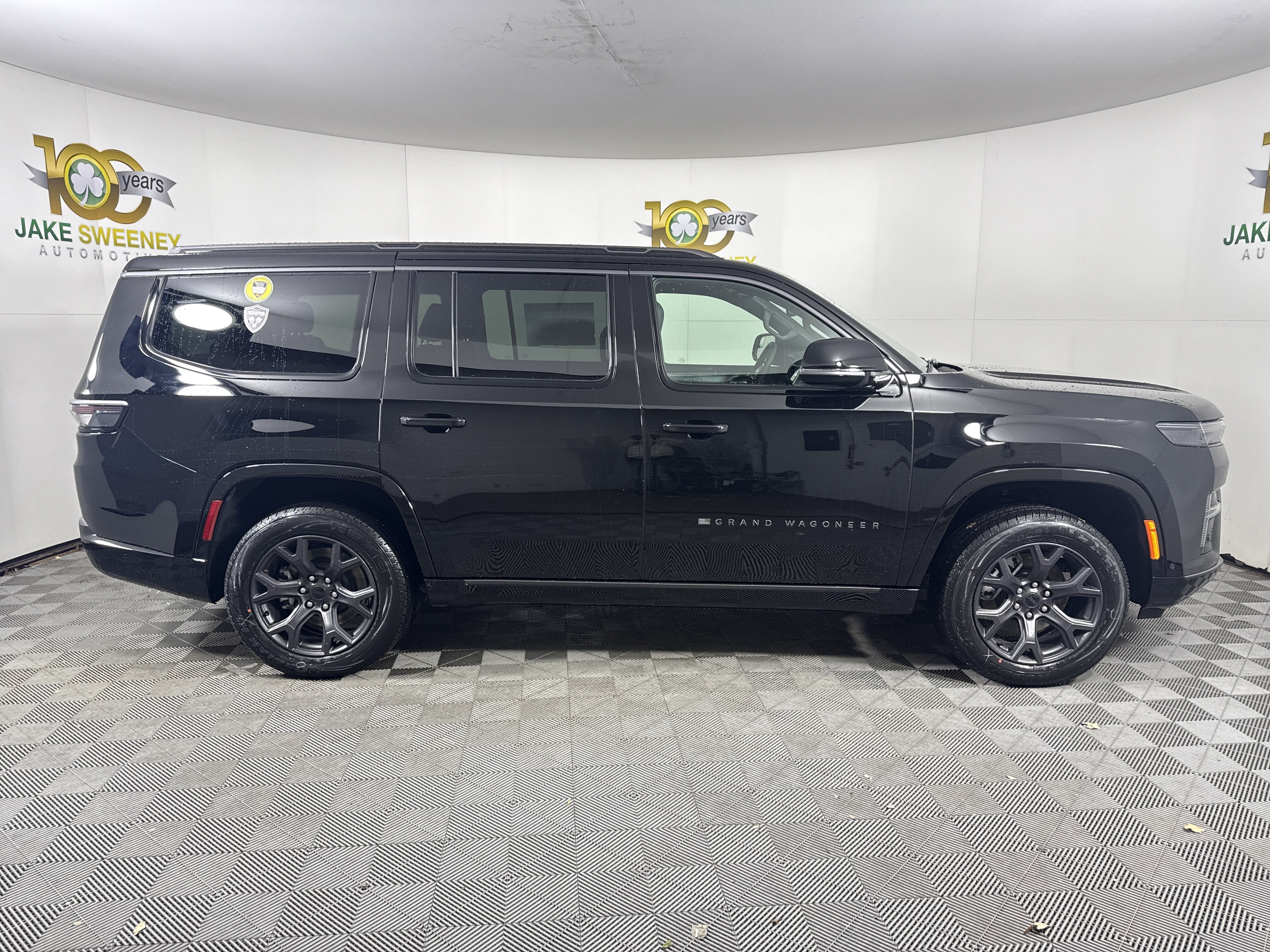 New 2026 Jeep Grand Wagoneer Limited w/ Premium Group II AWD/4WD image 11