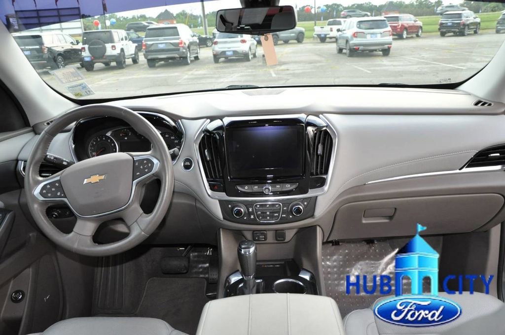 Used 2020 Chevrolet Traverse Premier image 18