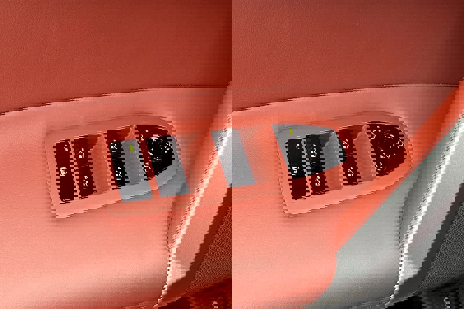 Used 2025 BMW iX M60 image 13