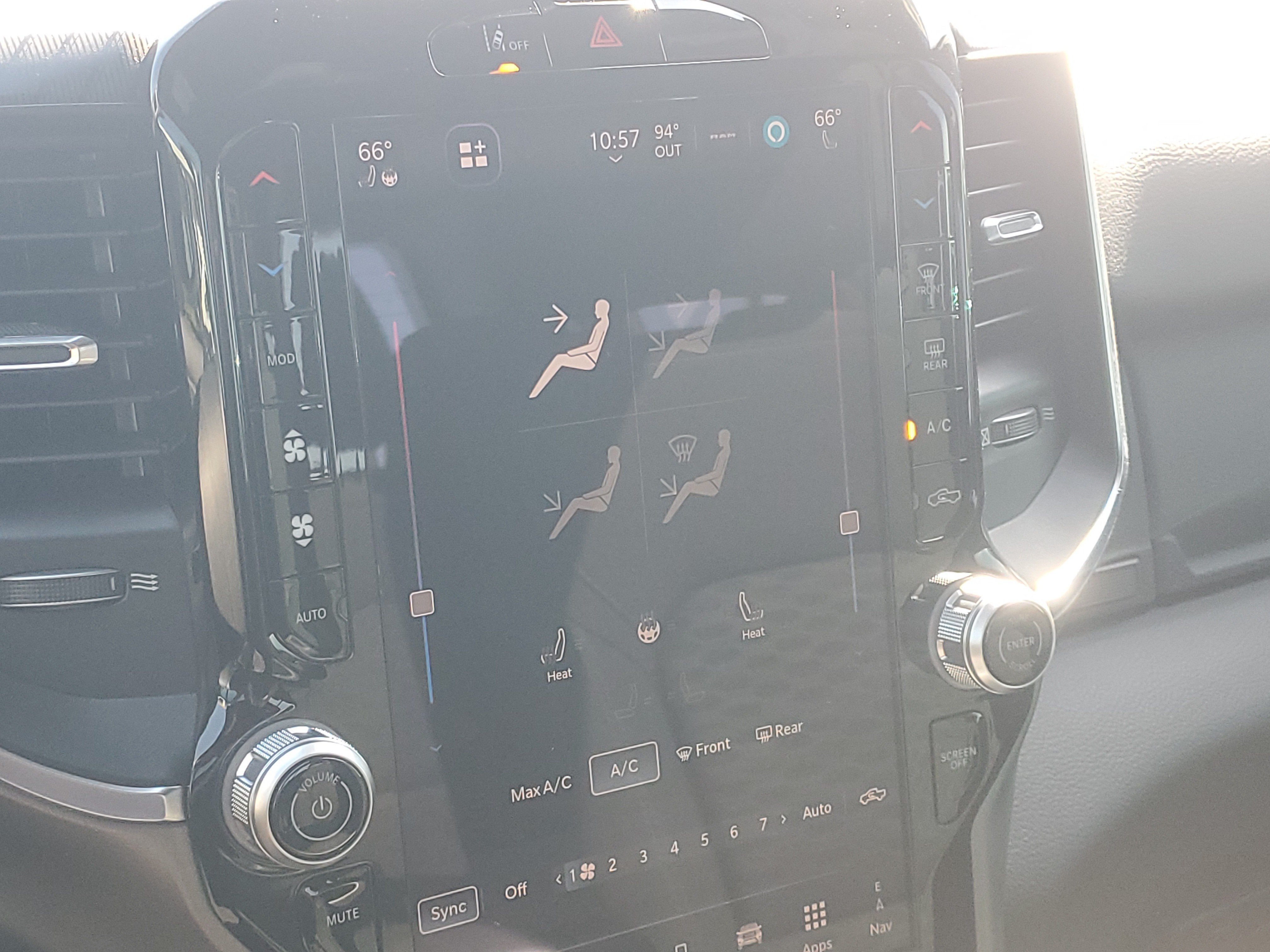 Used 2025 RAM 1500 Big Horn AWD/4WD image 31