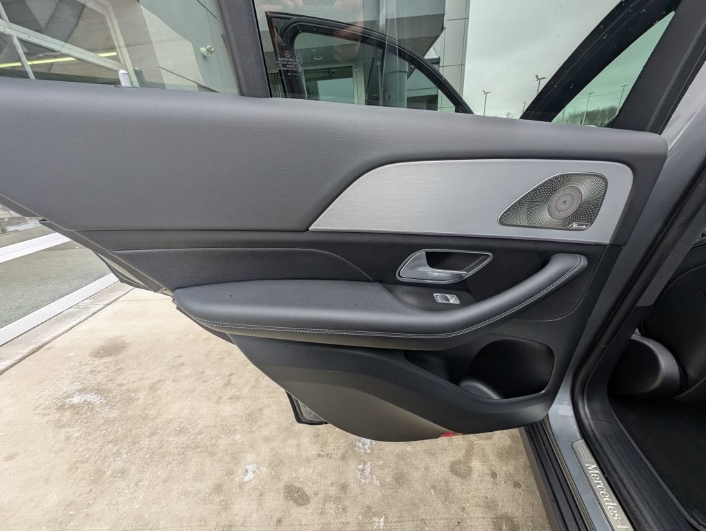 Used 2025 Mercedes-Benz GLE 350 4MATIC image 52
