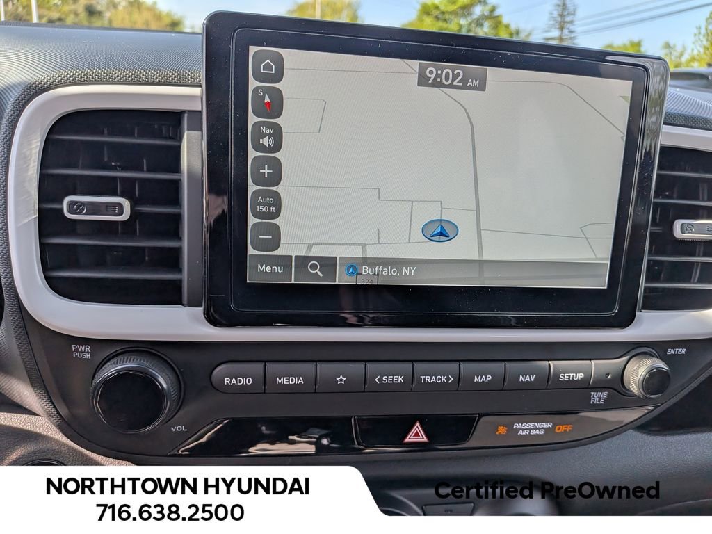Used 2025 Hyundai Venue Limited FWD image 10