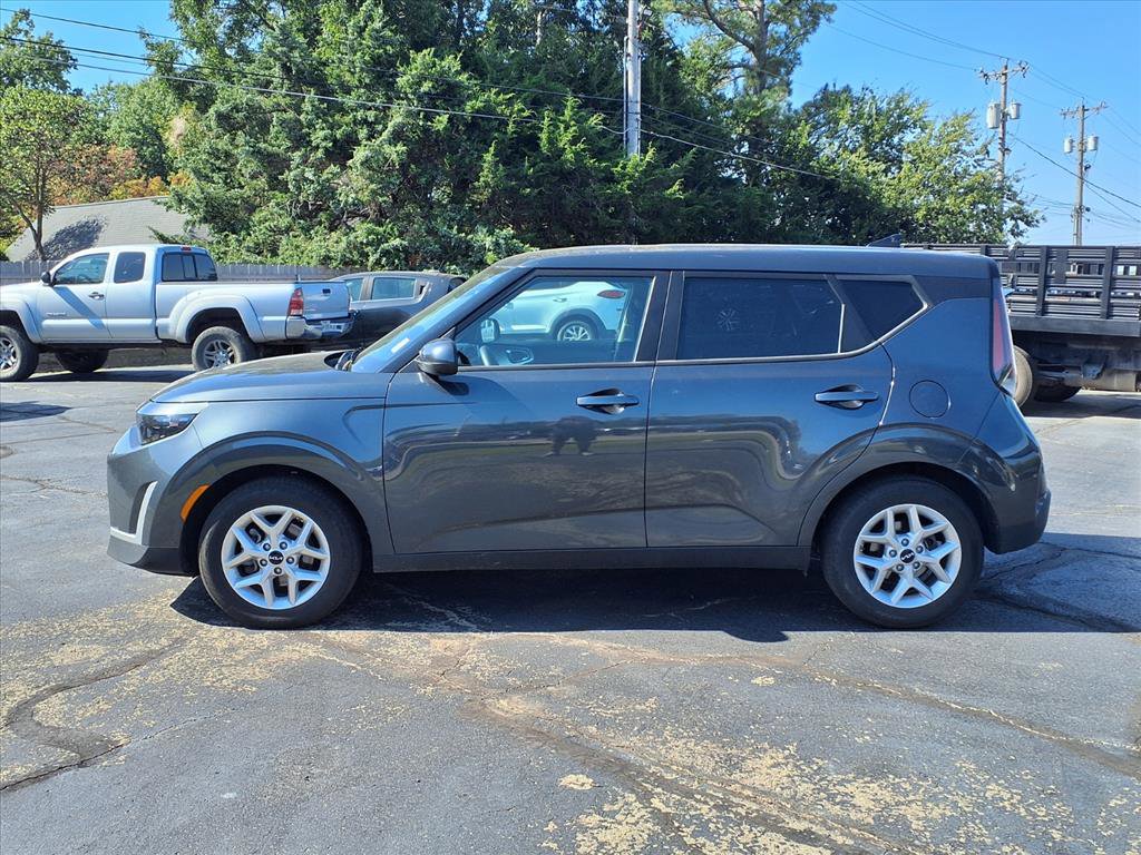 Used 2024 Kia Soul LX w/ Option Group 015 image 5