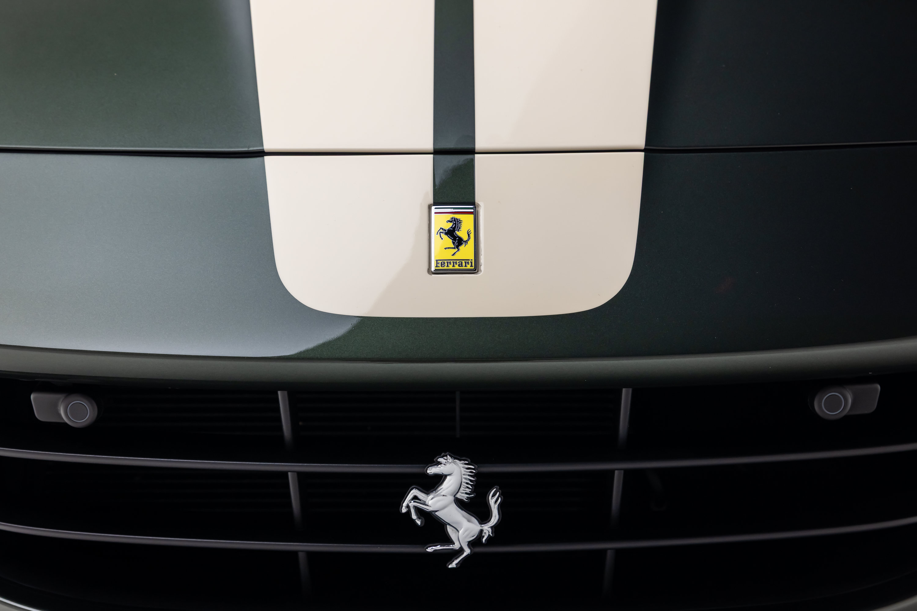 Certified 2019 Ferrari Portofino RWD image 29