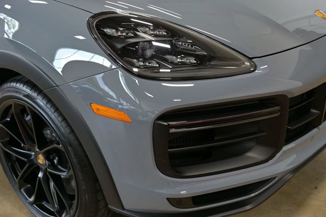 Used 2022 Porsche Cayenne Turbo GT AWD/4WD image 19