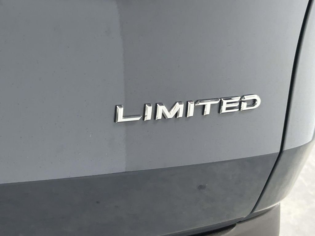 Certified 2026 Toyota Grand Highlander FWD image 11