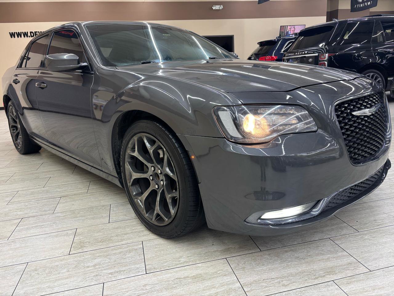 Used 2017 Chrysler 300 S RWD image 12