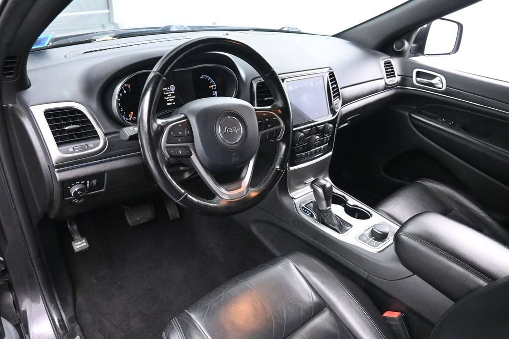 Used 2020 Jeep Grand Cherokee Limited AWD/4WD image 14