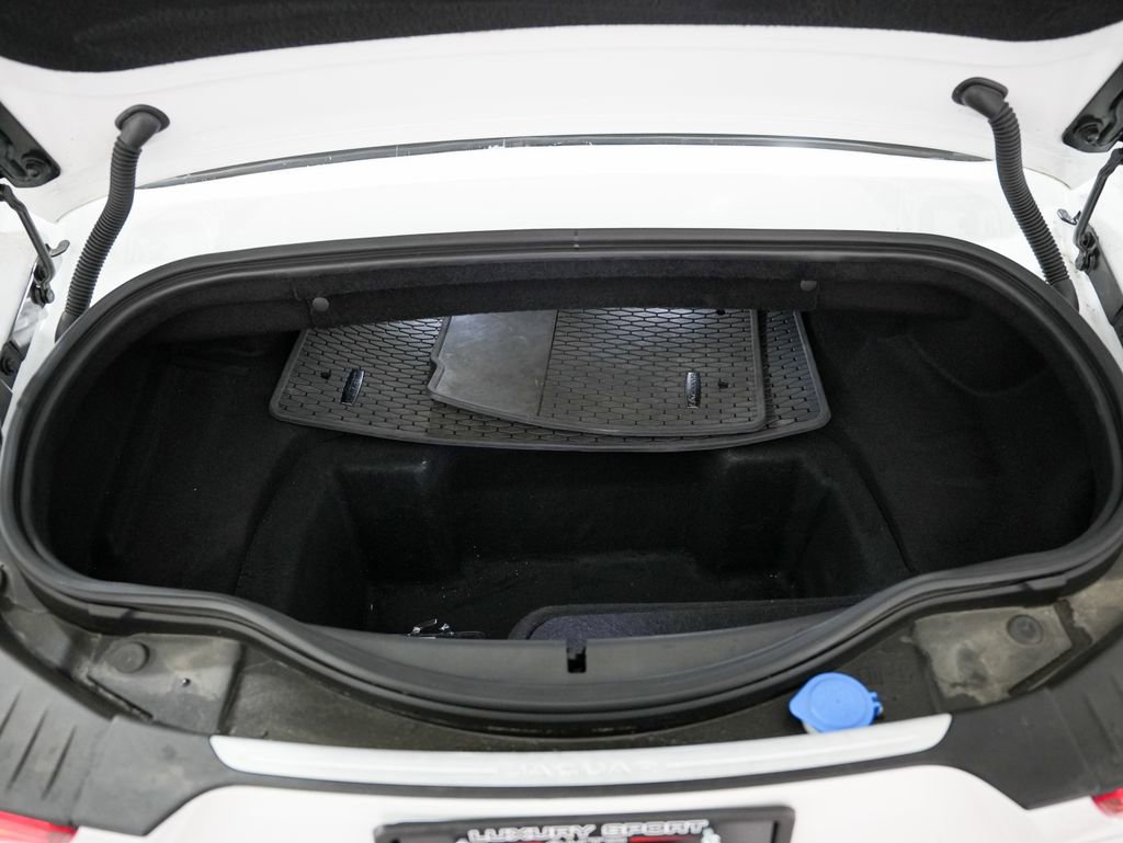 Used 2024 Jaguar F-TYPE R-Dynamic RWD image 34