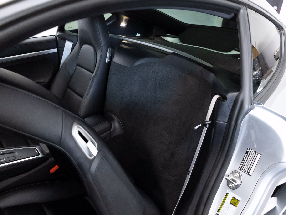 Certified 2024 Porsche 718 Cayman RWD image 32
