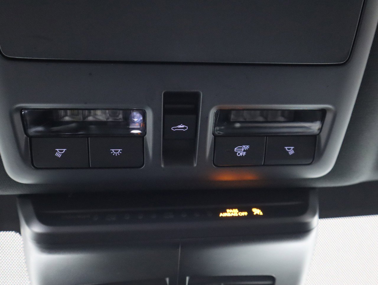 Used 2025 MAZDA CX-90 Plug-In Hybrid w/ Premium Plus image 29