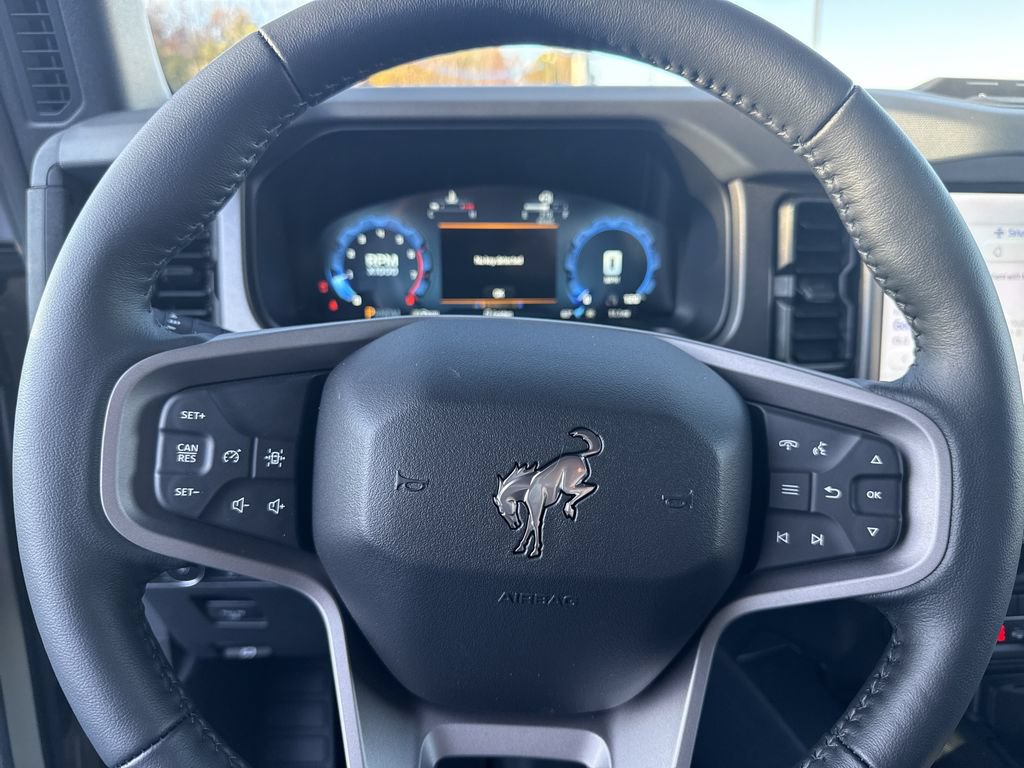 New 2025 Ford Bronco Badlands w/ Sasquatch Package AWD/4WD image 25