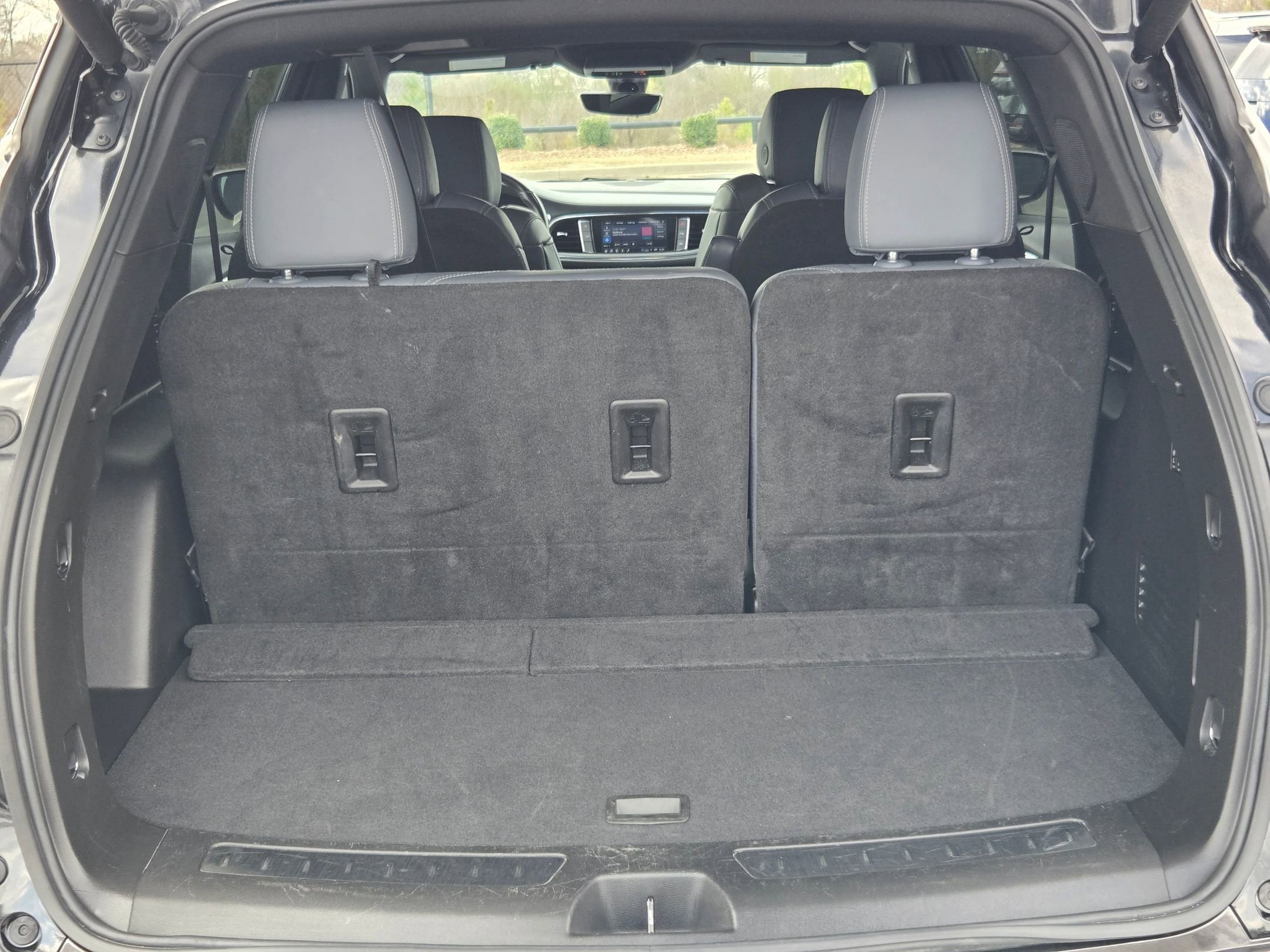 Used 2024 Buick Enclave Premium image 35