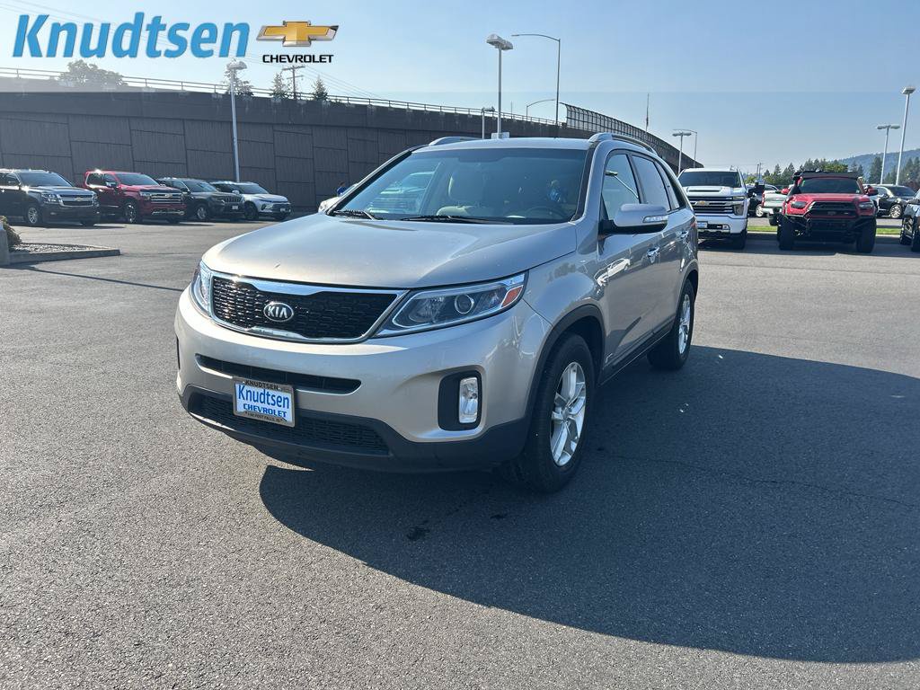 Used 2015 Kia Sorento LX AWD/4WD image 9