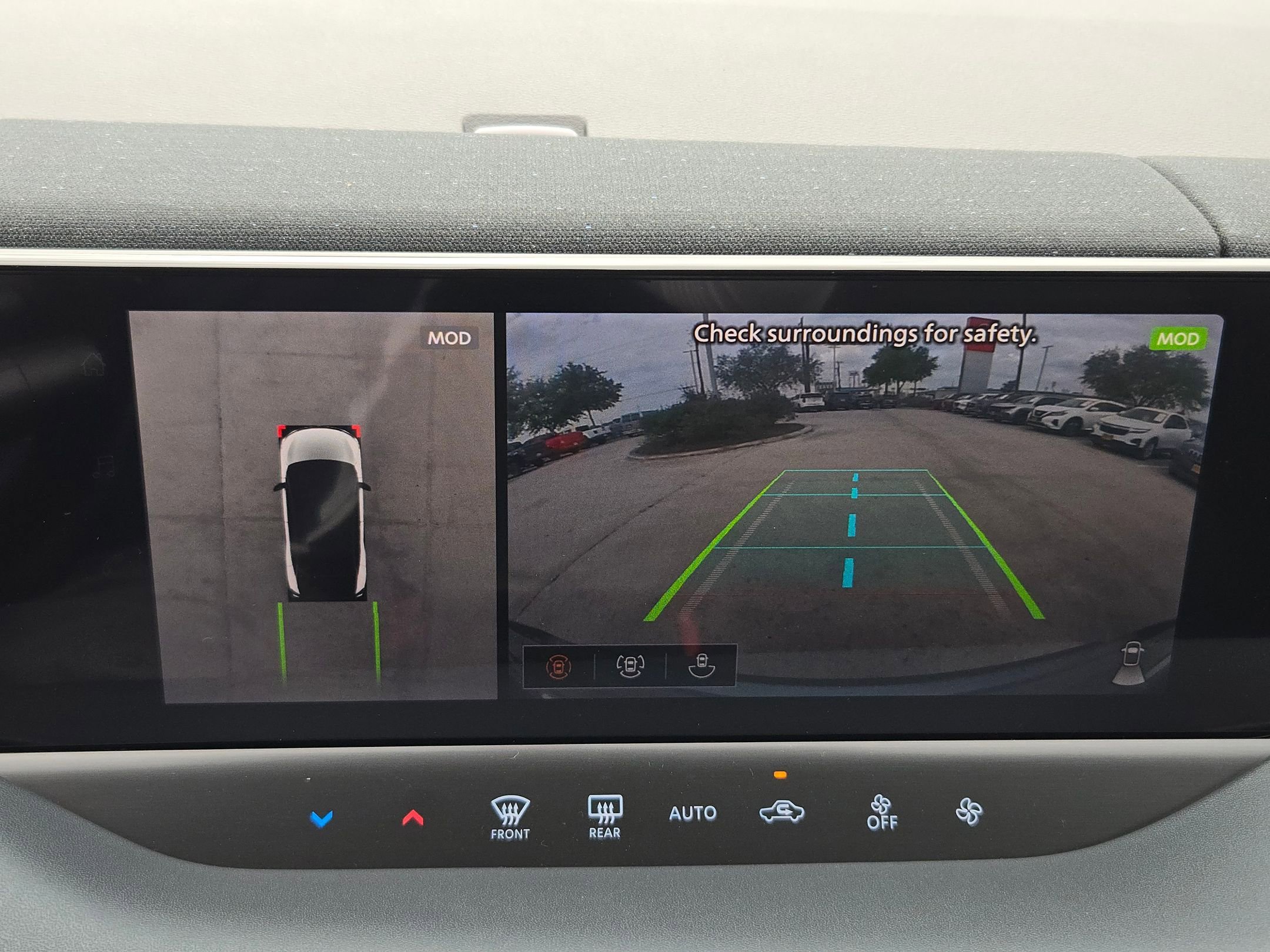 New 2026 Nissan Leaf image 16