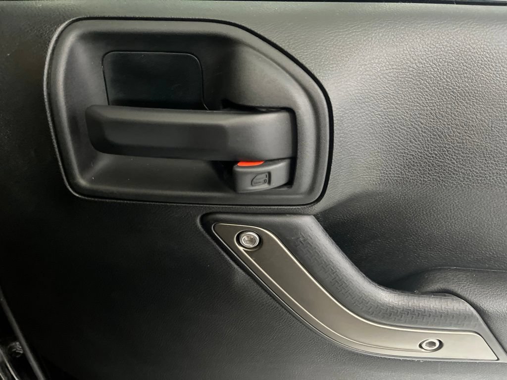 Used 2018 Jeep Wrangler Unlimited Sport AWD/4WD image 54