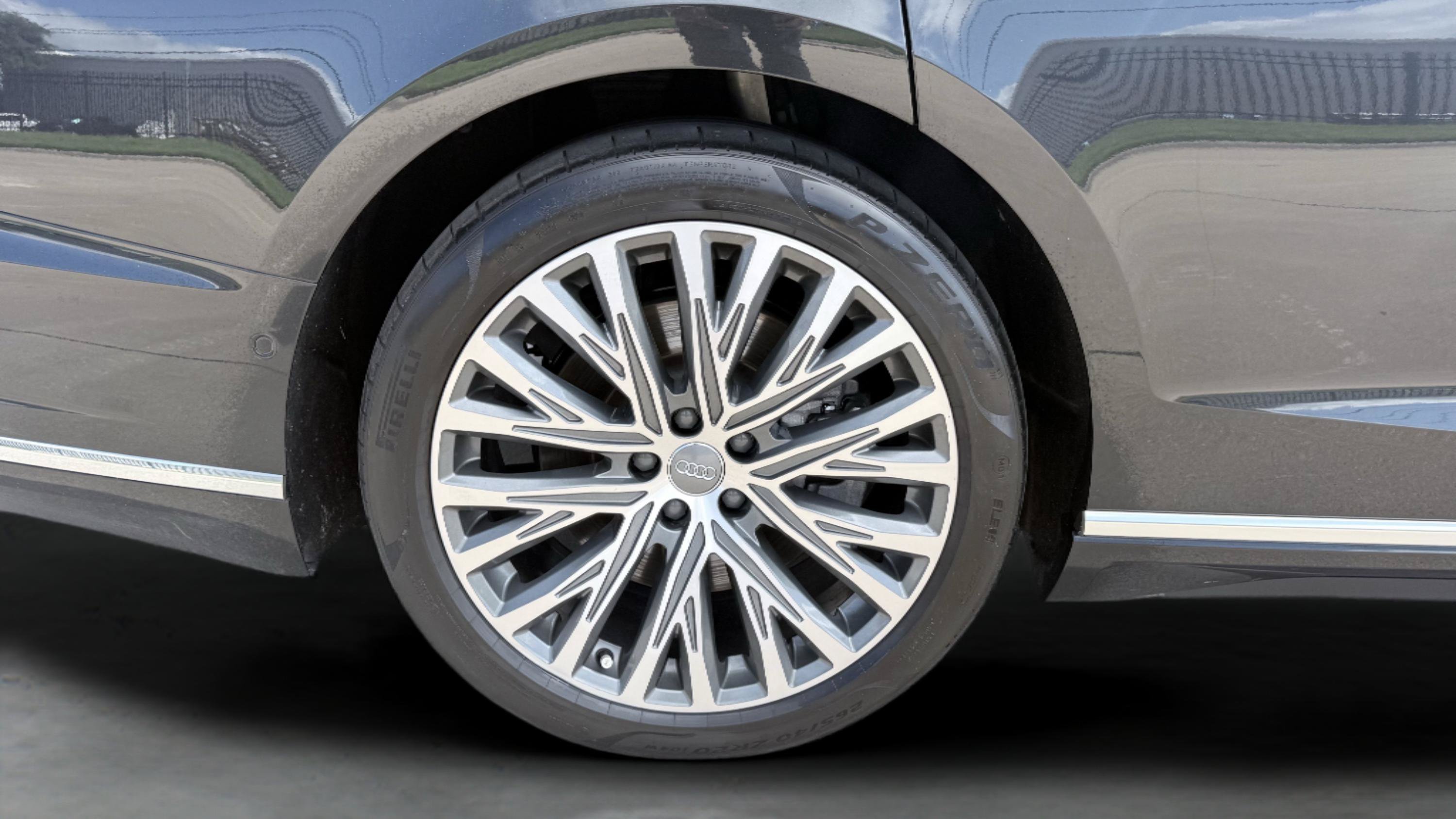 Used 2020 Audi A8 L 3.0T w/ Executive Package AWD/4WD image 10