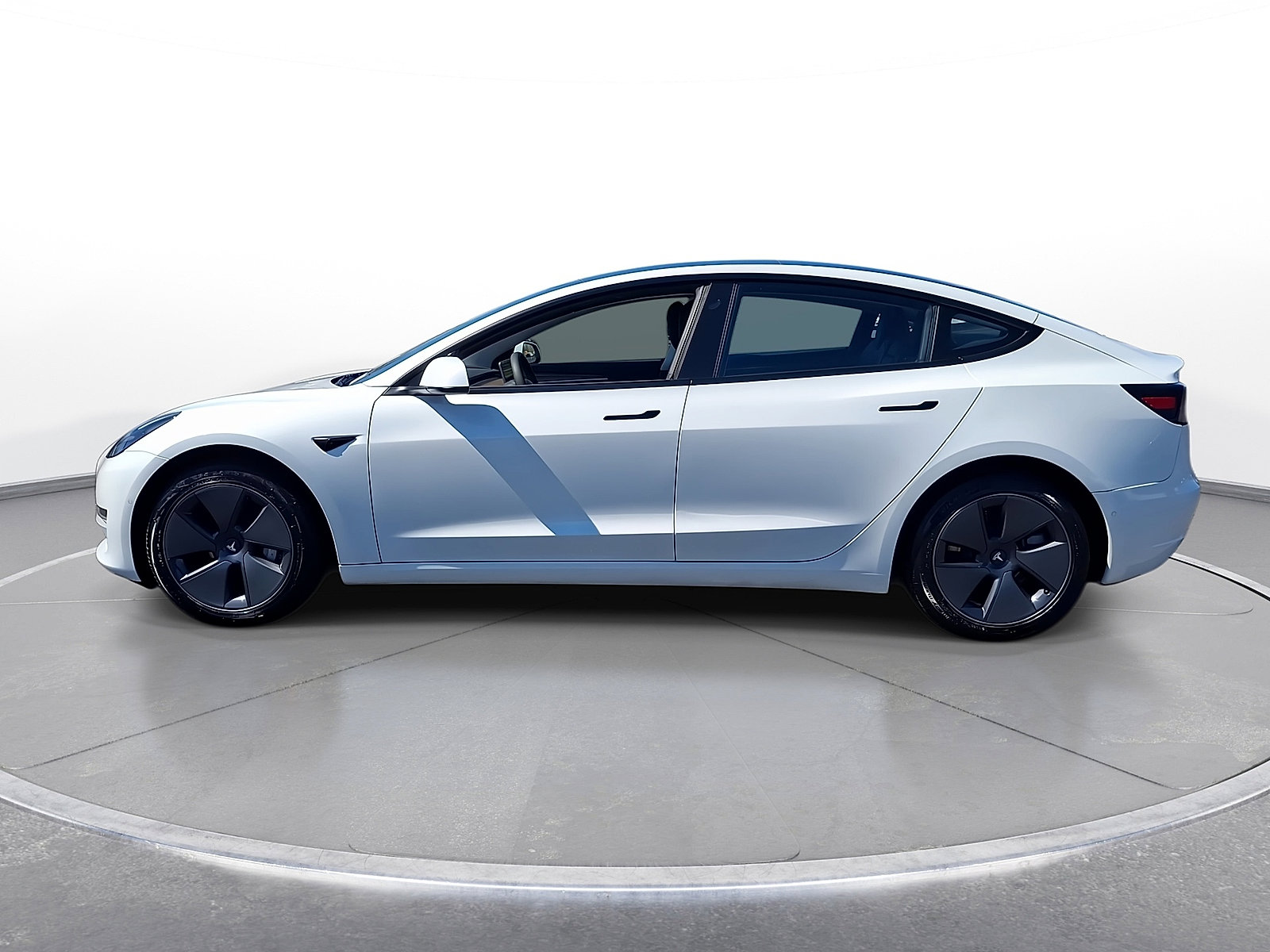 Used 2022 Tesla Model 3 image 5