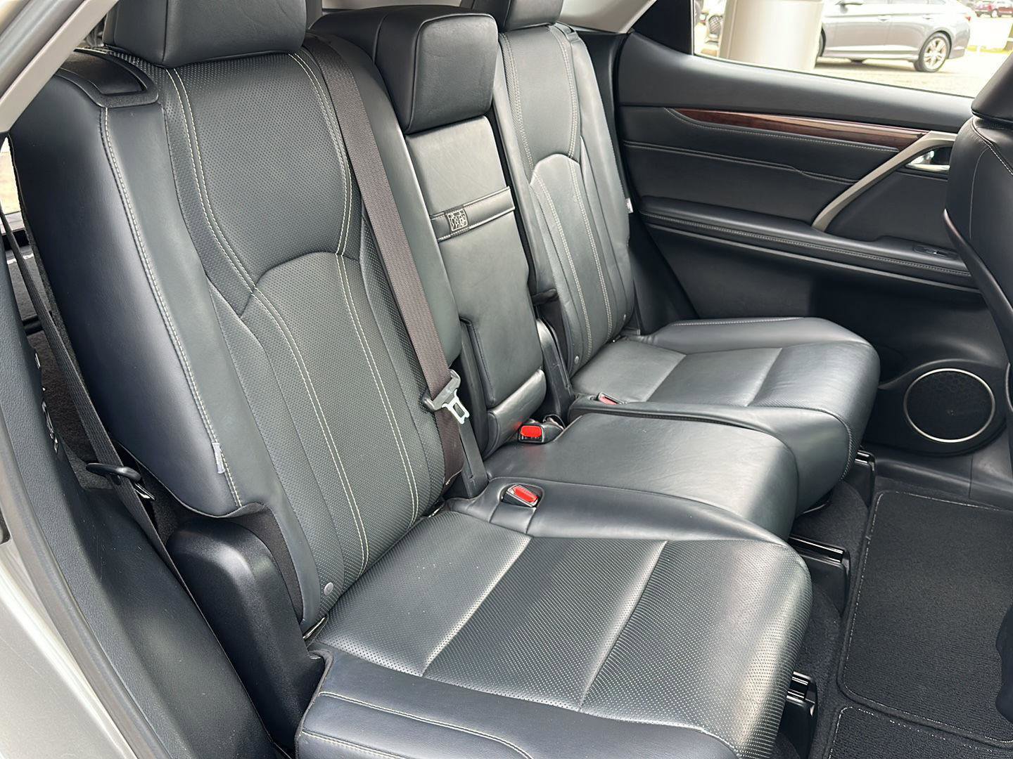 Used 2019 Lexus RX 350L FWD image 18