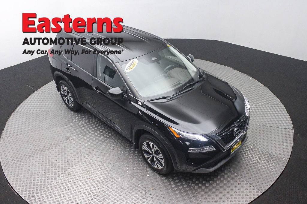 Used 2023 Nissan Rogue SV AWD/4WD image 3