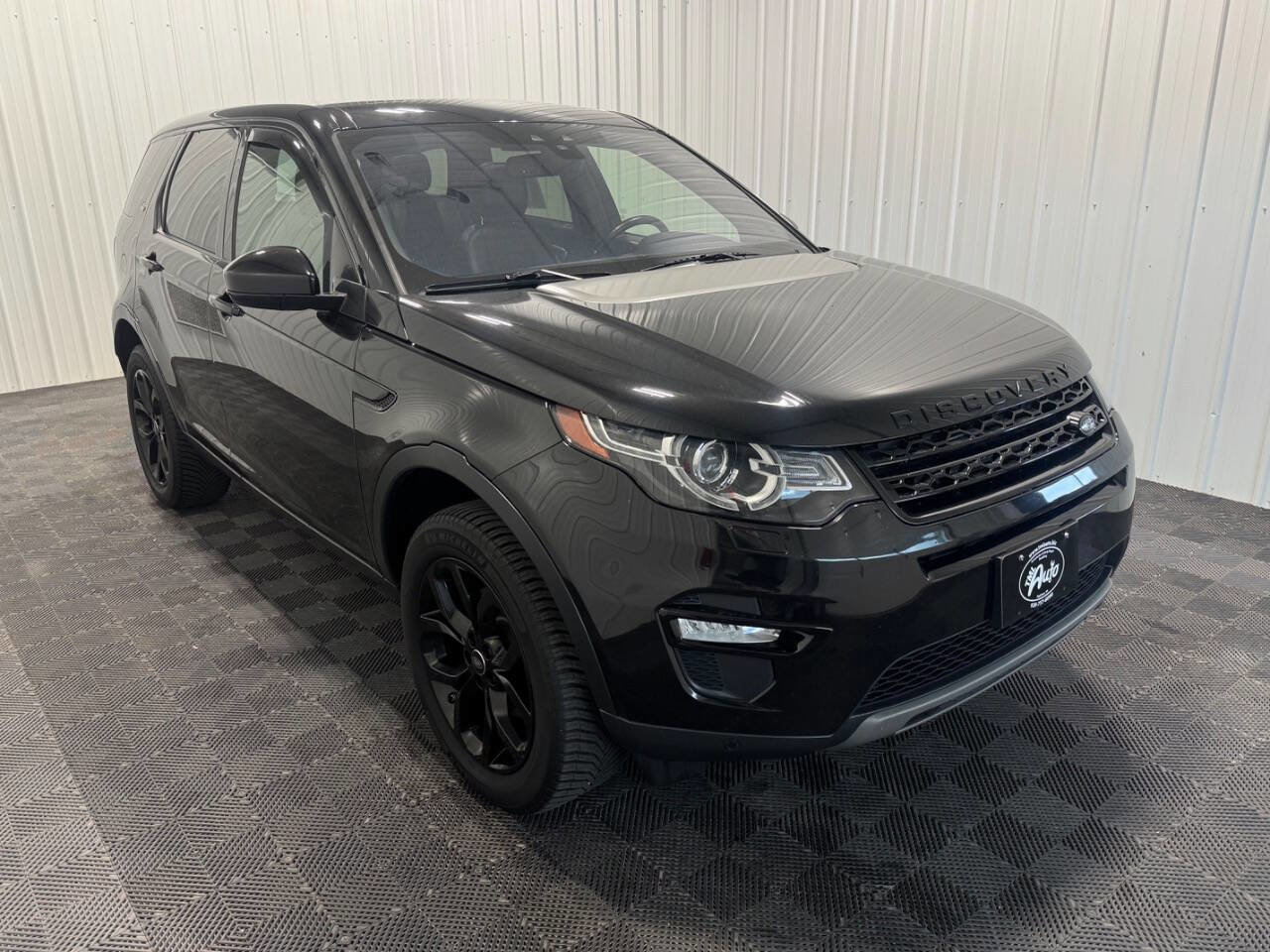 Used 2019 Land Rover Discovery Sport HSE image 2