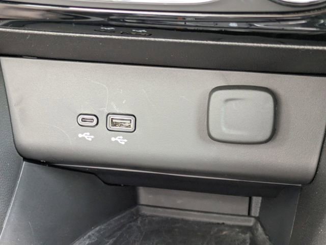 Used 2026 Buick Encore GX Sport Touring w/ Advanced Technology Package image 32