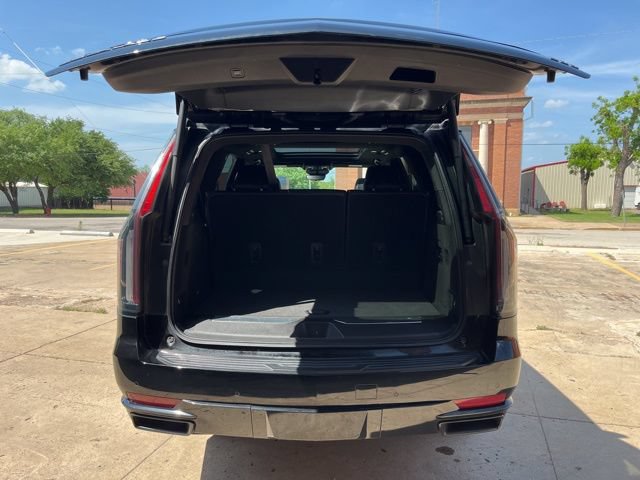 Used 2022 Cadillac Escalade Sport AWD/4WD image 39
