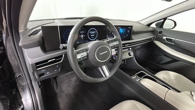 Certified 2025 Hyundai Sonata SEL FWD image 13