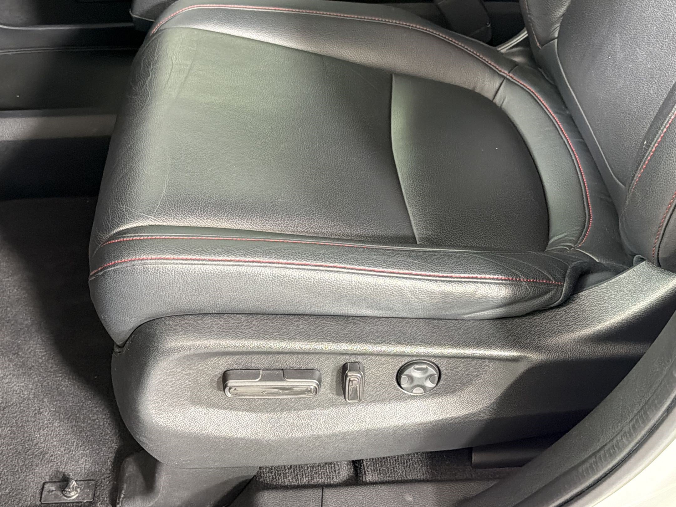 Used 2024 Honda Odyssey Sport image 14