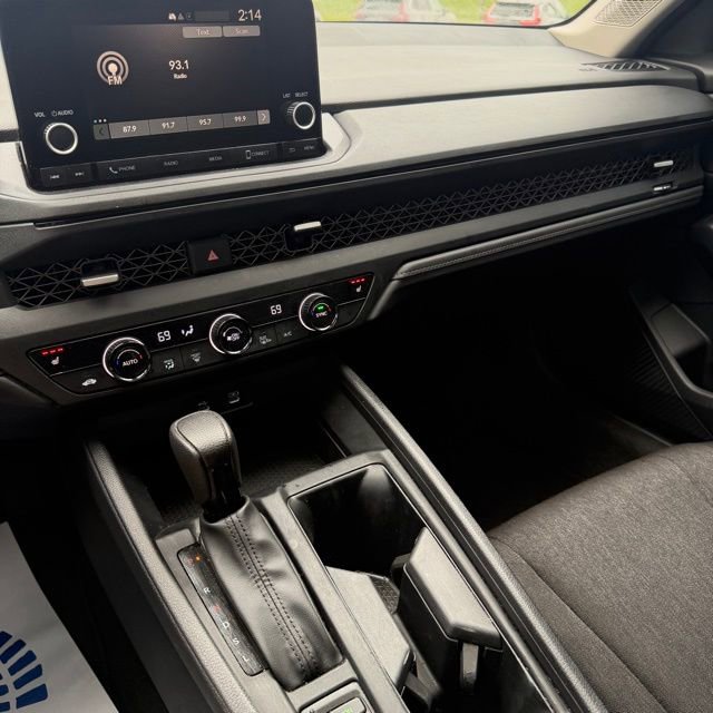 Used 2023 Honda Accord EX image 21