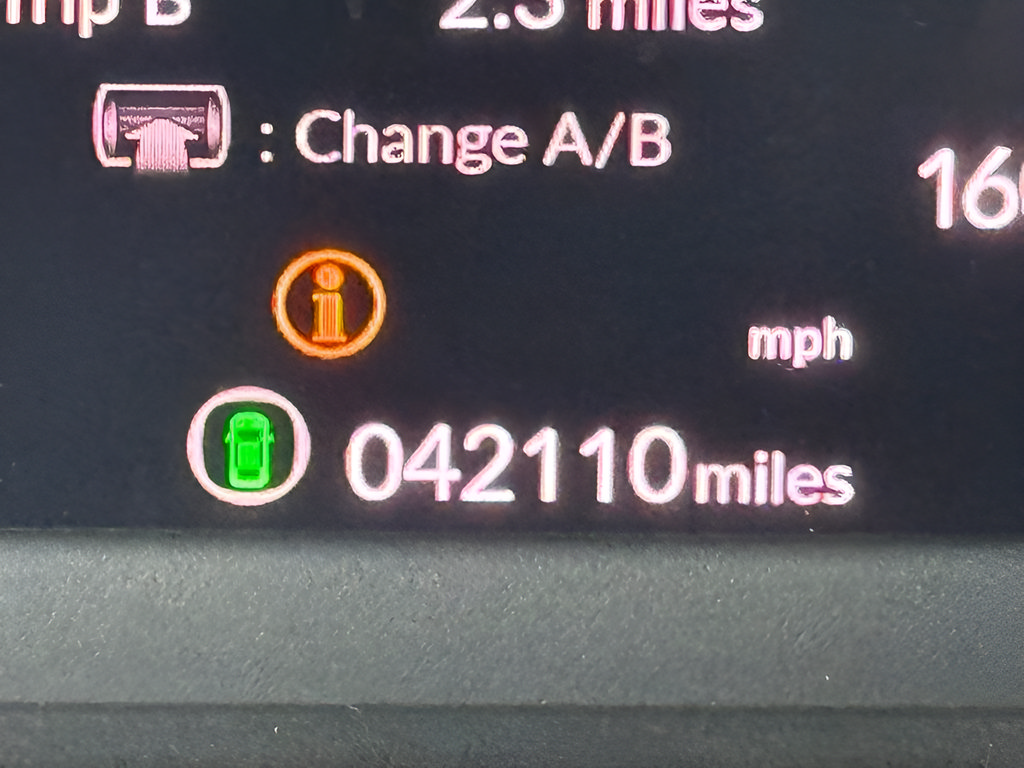 Certified 2023 Honda Accord LX image 31