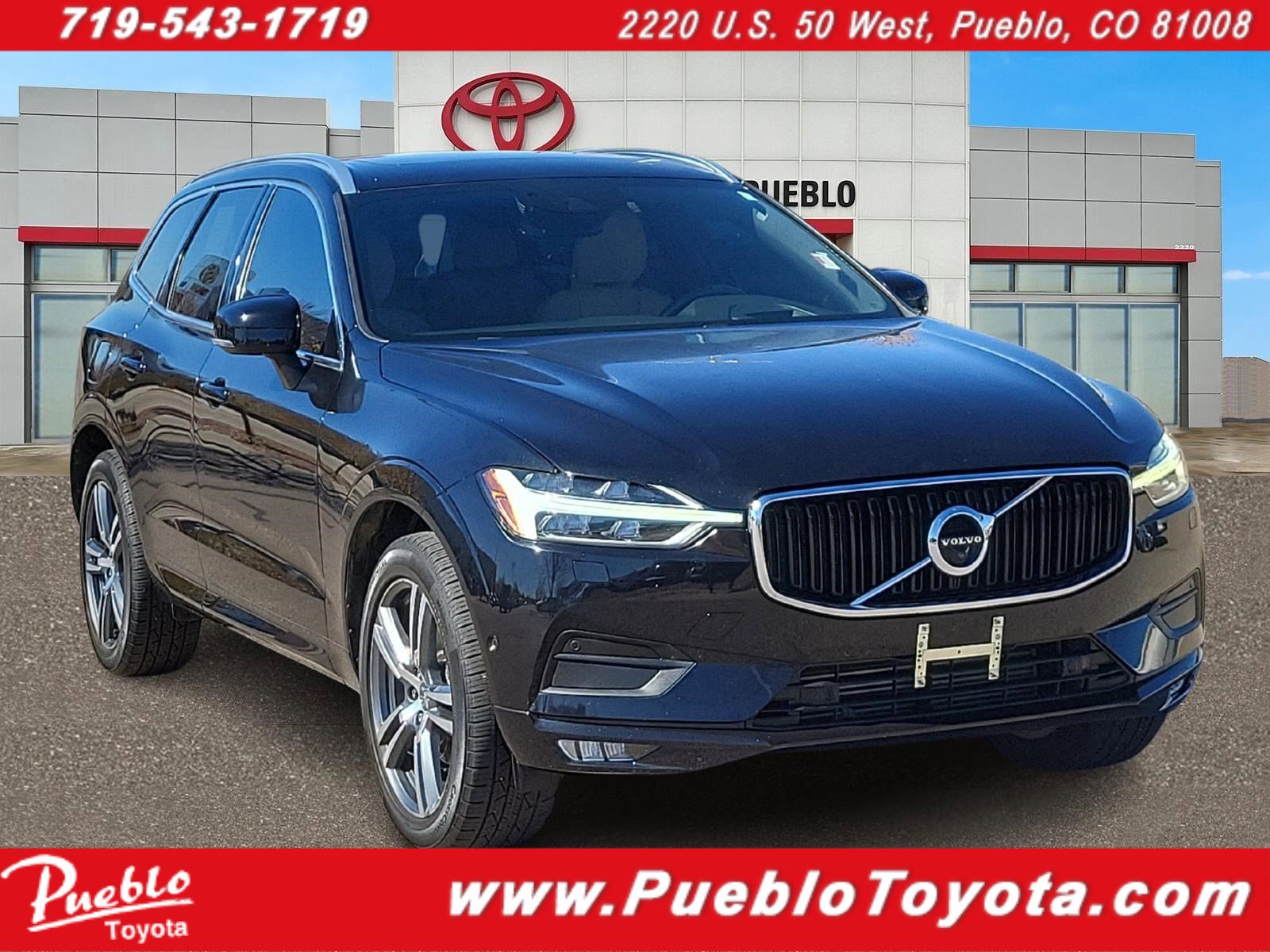 Used 2019 Volvo XC60 T5 Momentum w/ Multimedia Package