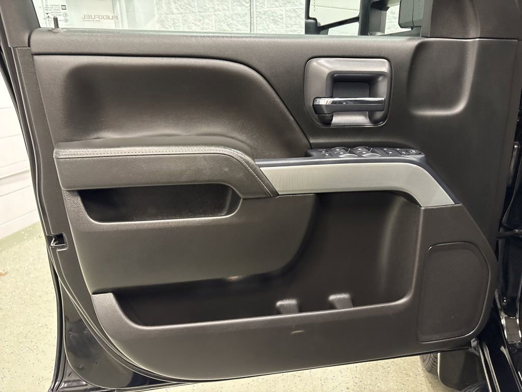 Used 2018 Chevrolet Silverado 2500 LT w/ All Star Edition AWD/4WD image 16