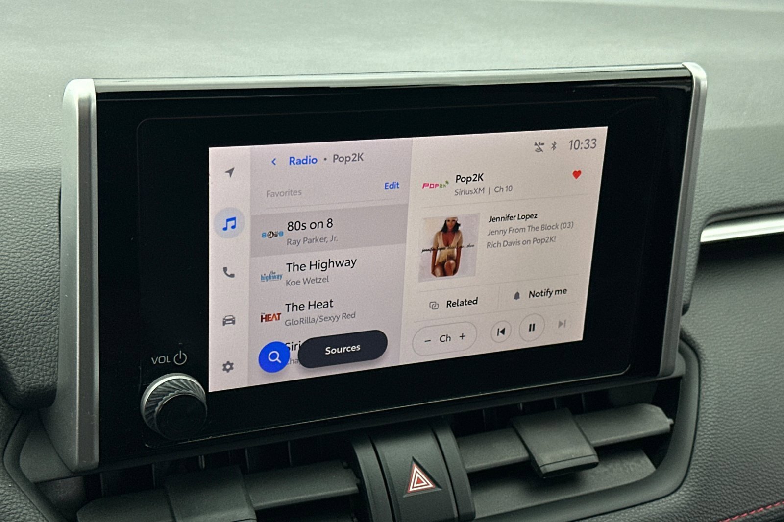 Used 2023 Toyota RAV4 SE w/ Weather & Moonroof Package image 18