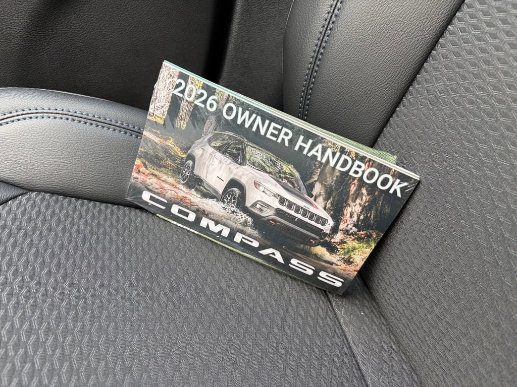 New 2026 Jeep Compass Latitude AWD/4WD image 46