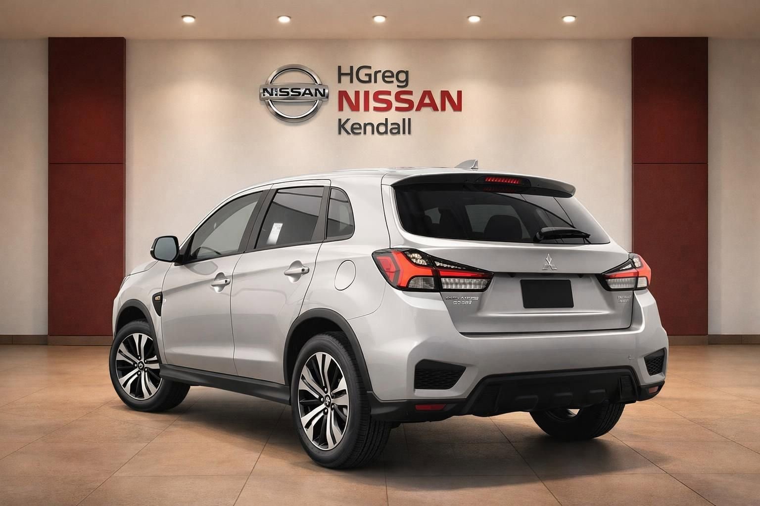 Used 2026 Mitsubishi Outlander Sport ES image 2