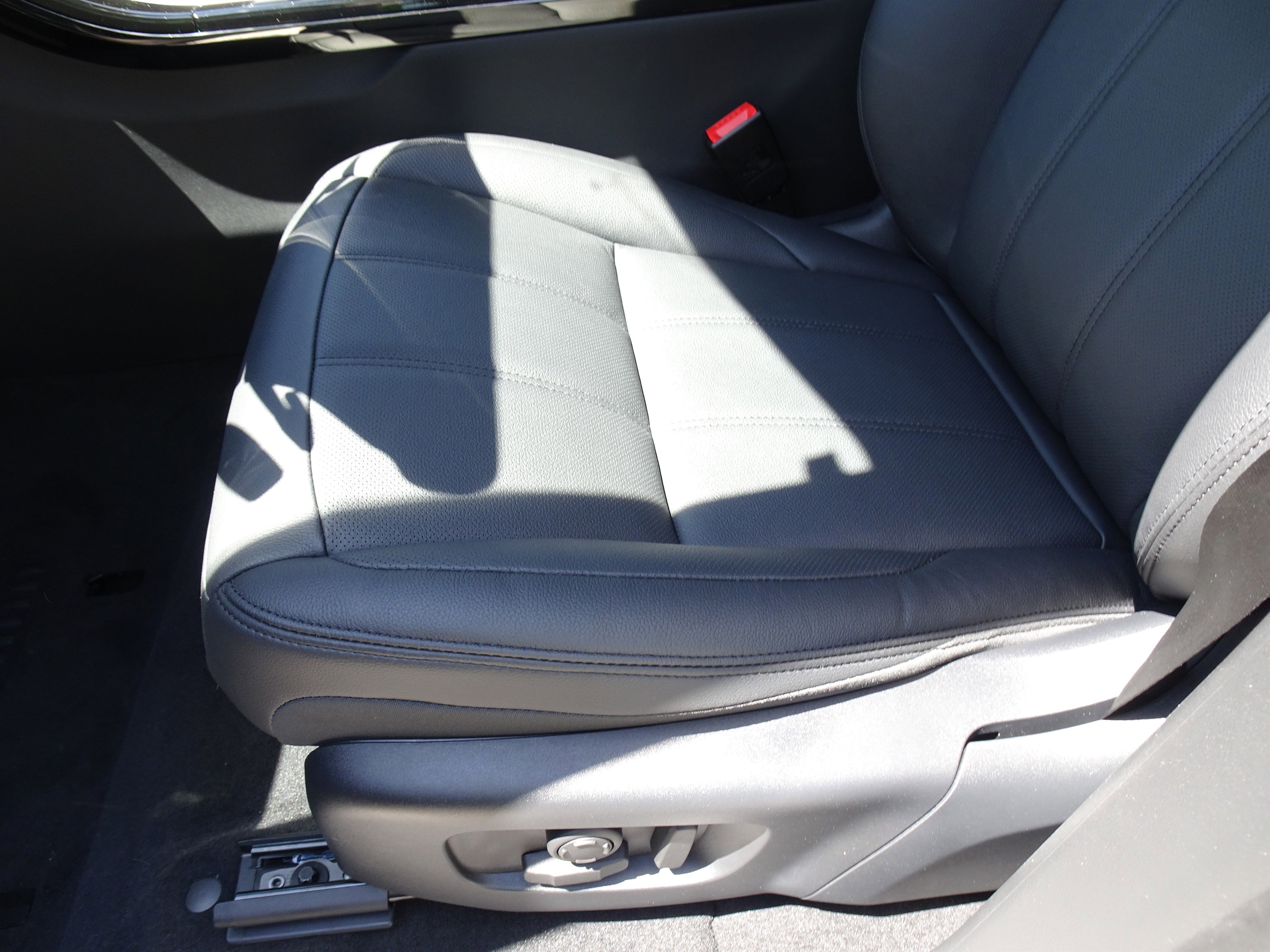 New 2026 Land Rover Range Rover Evoque S image 18