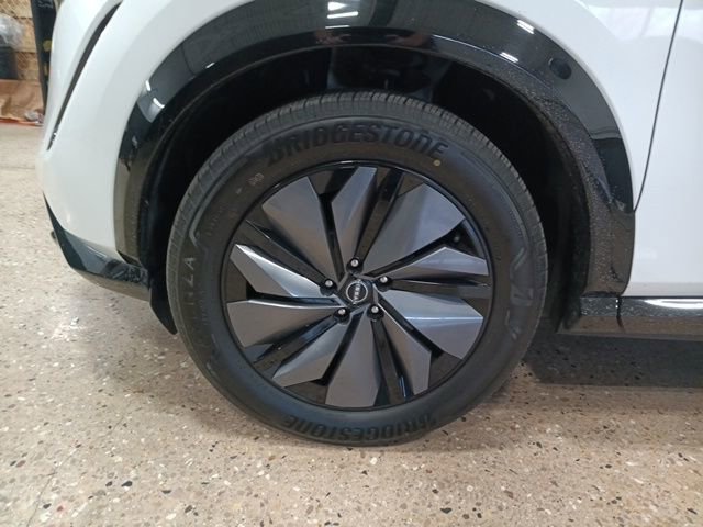 Used 2023 Nissan Ariya AWD image 34