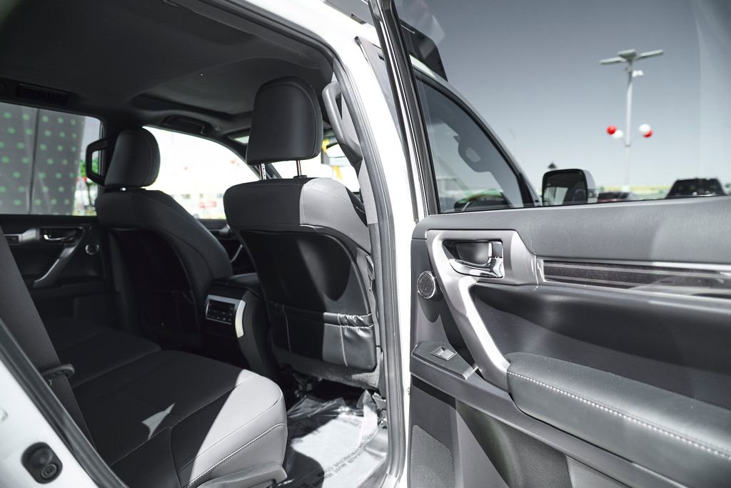 Used 2023 Lexus GX 460 Premium w/ Premium Plus Package AWD/4WD image 14