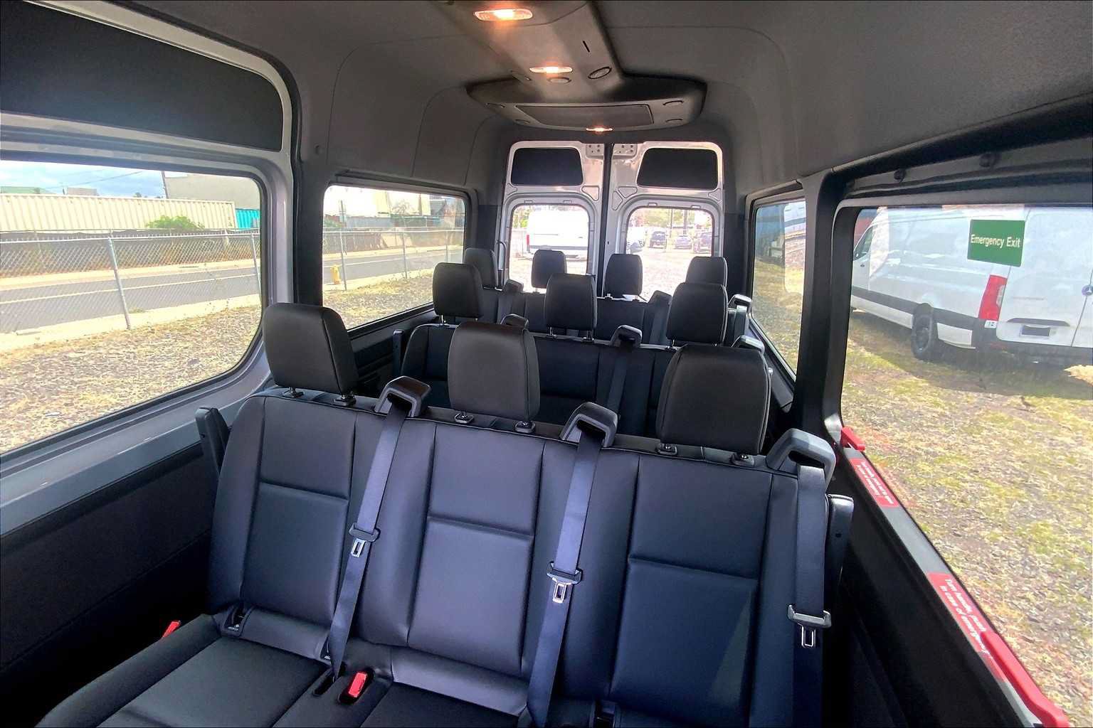 Used 2025 Mercedes-Benz Sprinter 2500 image 8
