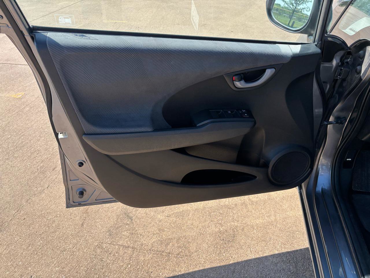Used 2011 Honda Fit image 12