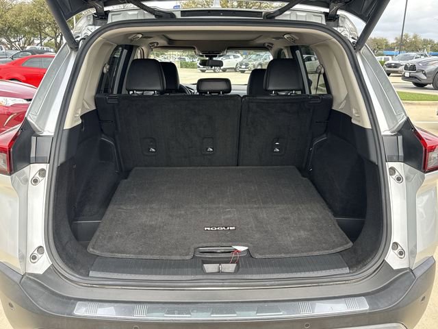 Used 2021 Nissan Rogue SV w/ Premium Package image 13